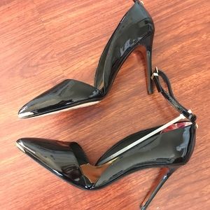 New Ted Baker black patent stiletto pump size 7